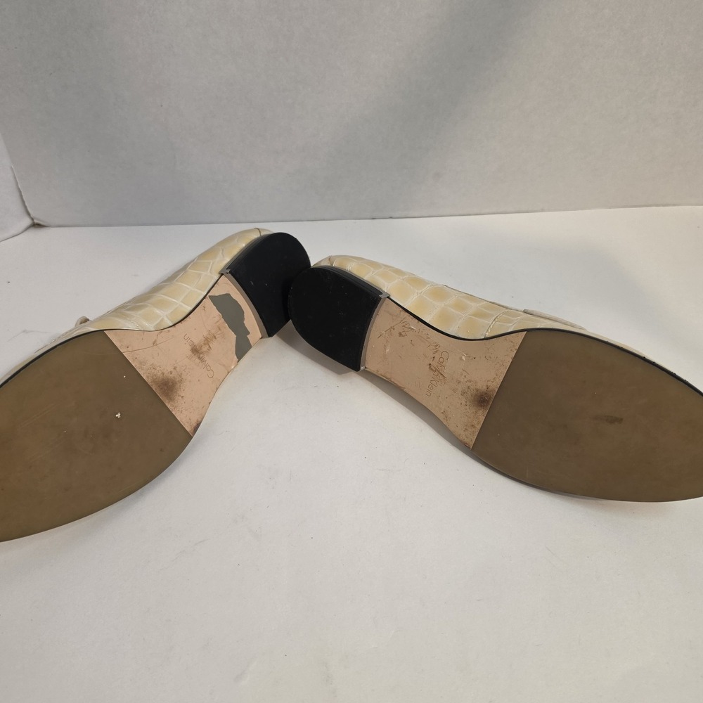 Calvin Klein Women's Croc Embossed Penny Loafers Yellow Cream Slip On Shoes - Picture 11 of 11